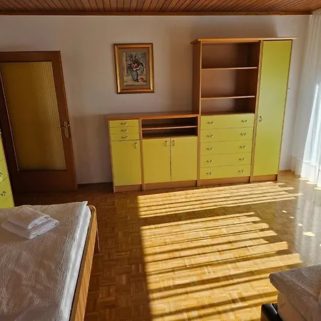 Josipina Apartament *