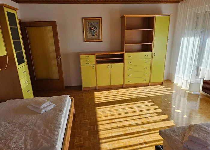 Josipina Apartment *